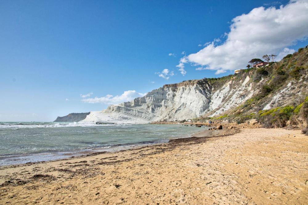 Casa Vacanze La Casetta Di Zinu' Порто-Емпедокле Екстер'єр фото